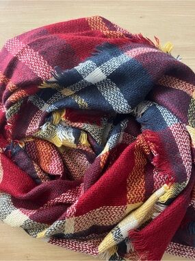 Cozy Red Plaid Fringe Blanket Scarf
